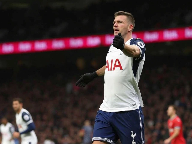 Arsenal Edged Out by Tottenham in Pre-Season Derby as Defensive Woes Surface